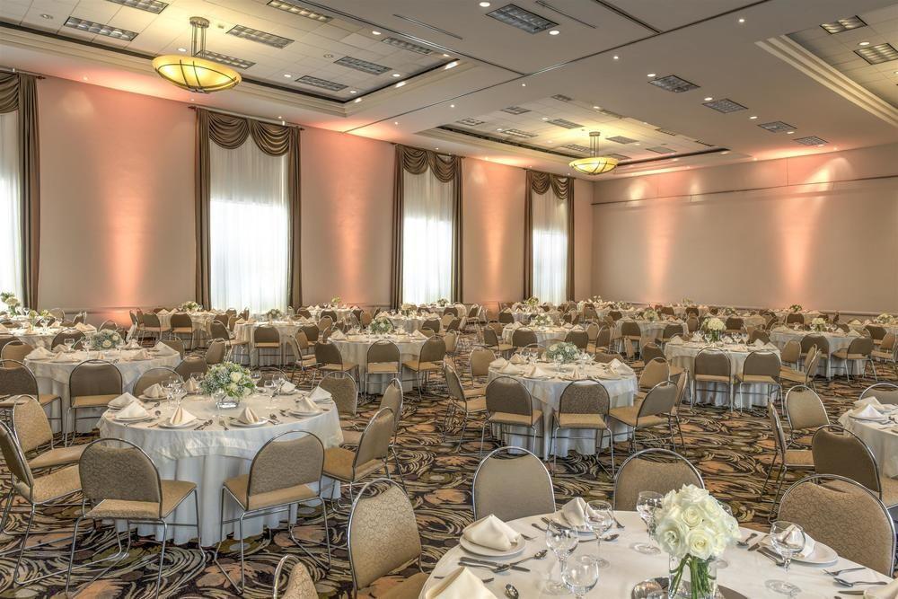 Four Points By Sheraton Galerias Monterrey Exterior photo The ballroom at the Hilton San Francisco